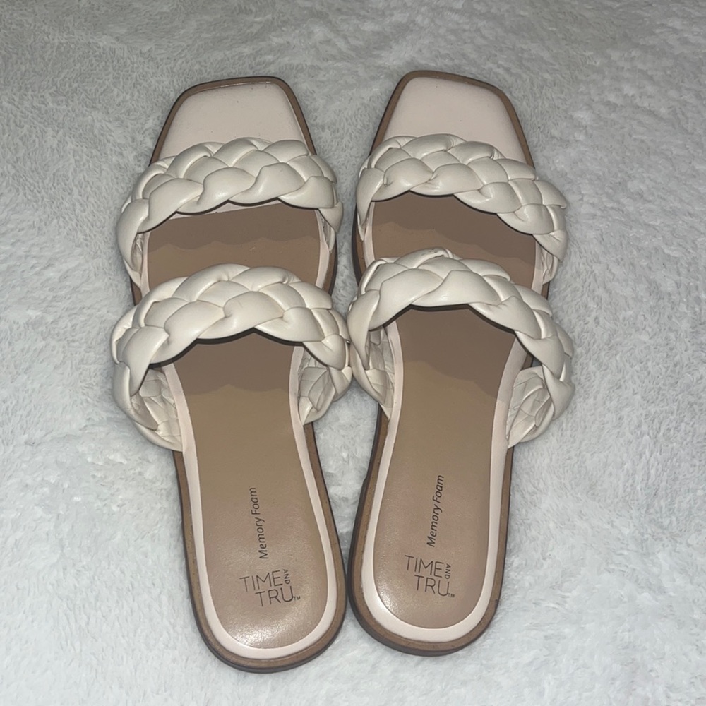 Time and Tru sandals